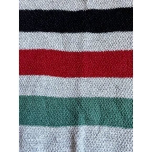 Christmas Children’s Holiday Sweater Red, Green, Gray Color Striped Unisex S 6/7 - Picture 4 of 5